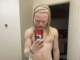 Online amateur AlbinoRhino